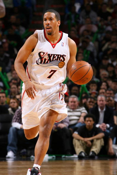 门继续大举 门继续大举